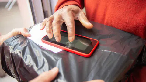 How Proof of Delivery Helps Small Businesses Compete